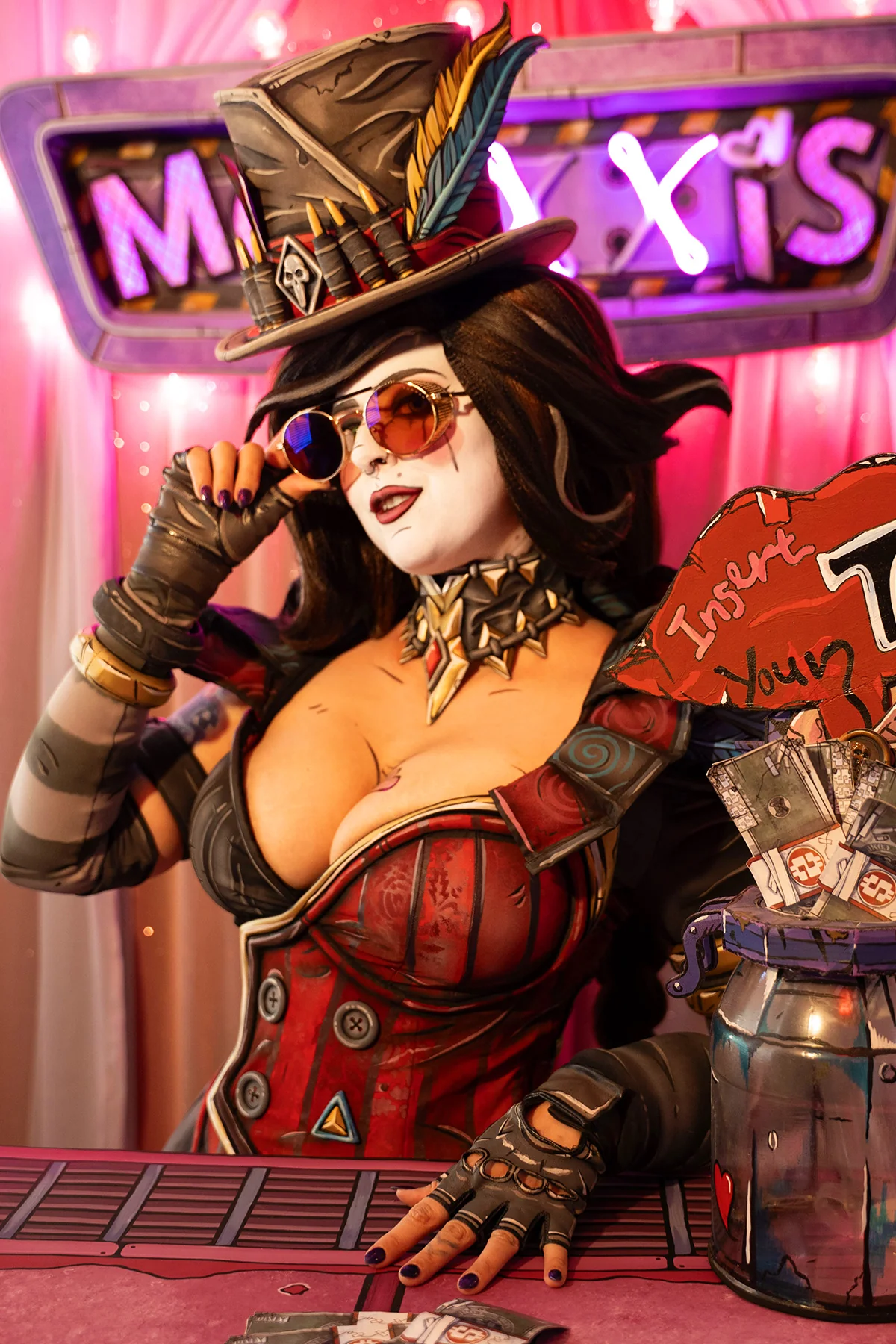 Borderlands 4, Moxxi - Image 11